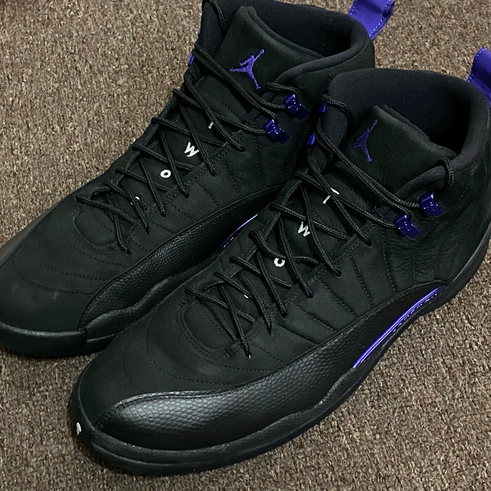 Jordan 12 retro Size 16 EUC